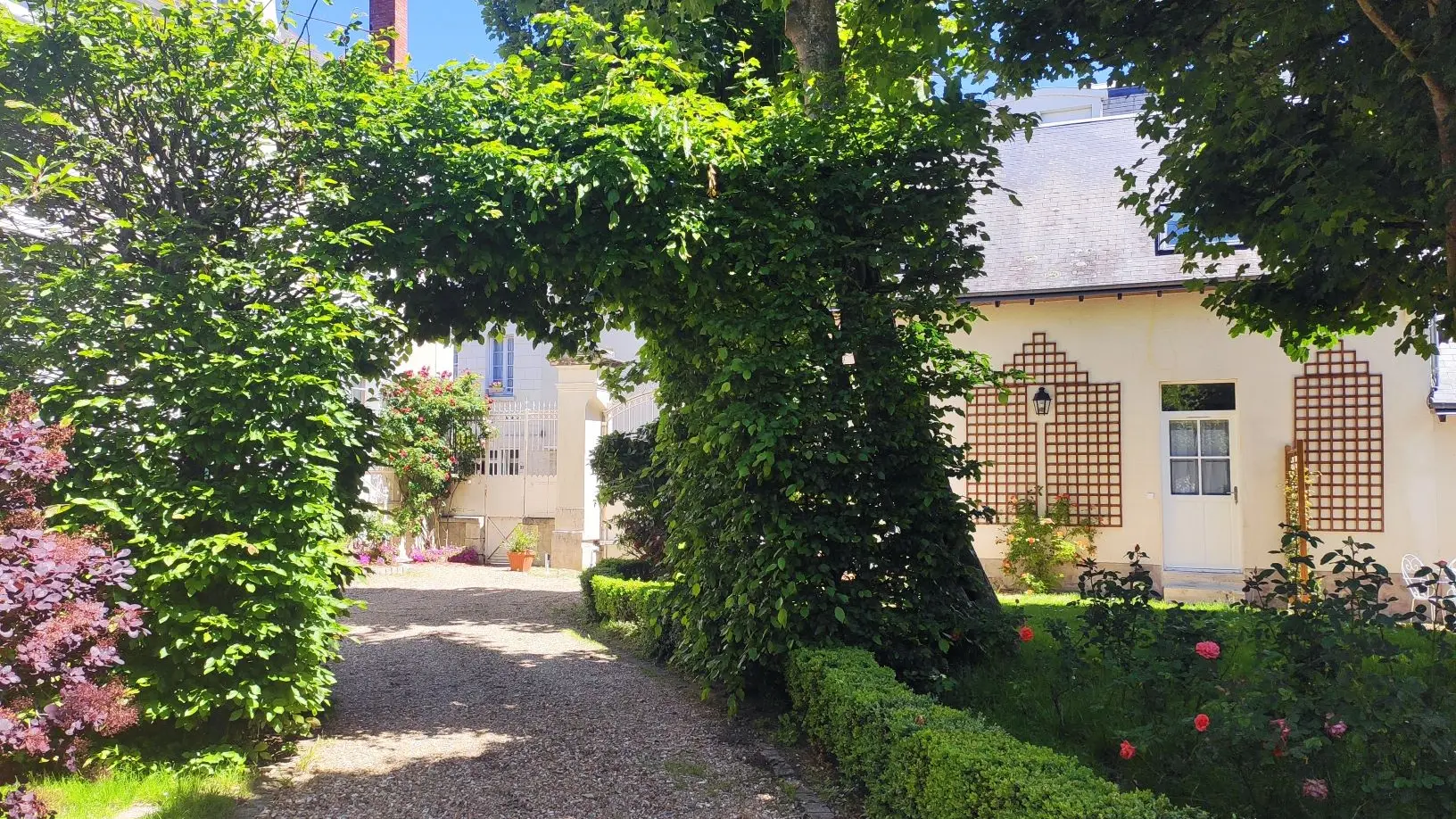Gîtes Extérieur et maison