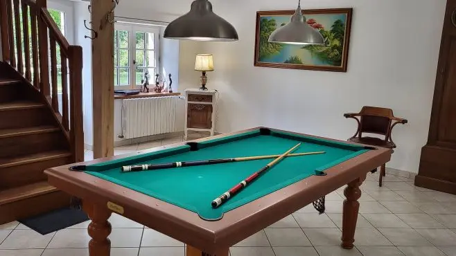 Gîte de la Cascade - salle de billard