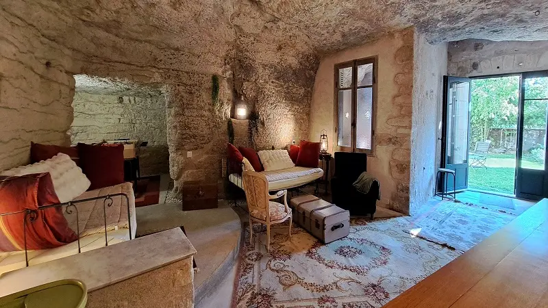 Grand Roc Salon Troglo - Gîtes cosy Touraine