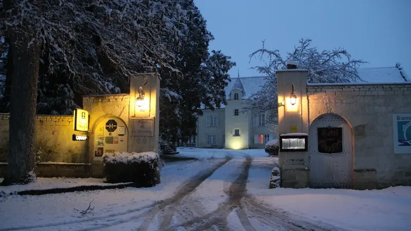 H+¦tel manoir de la Giraudi+¿re enneig+® 1 Chinon Beaumont en V+®ron