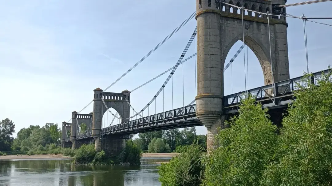 ACVL-BREHEMONT- Gîte les roses de Loire-Stab Aout 2035-Langeais
