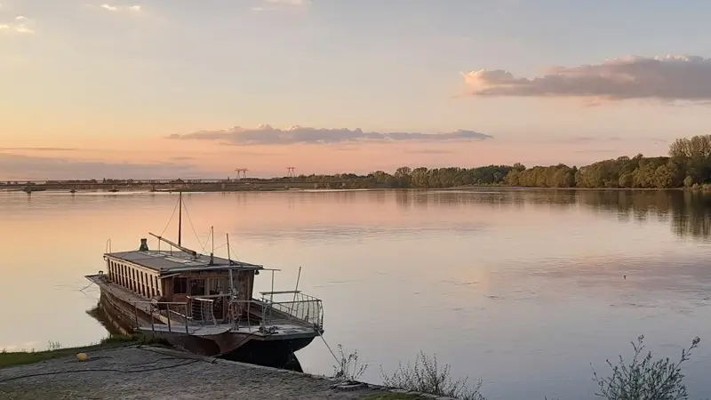French Pac - Paysage de Loire à Bréhémont