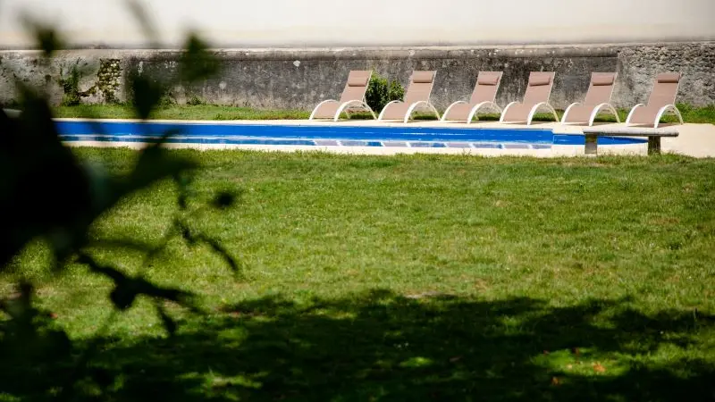 Le Domaine du Cerf -Piscine ombragée