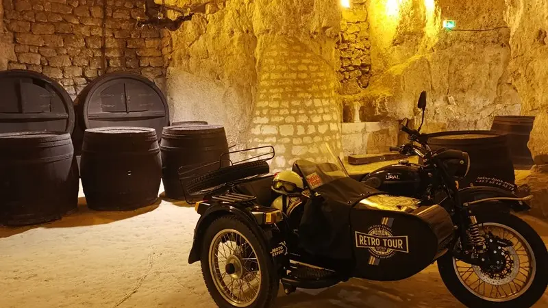 Retro-tour-Chateaux-de-la-Loire-CreditRetro-tour--10-