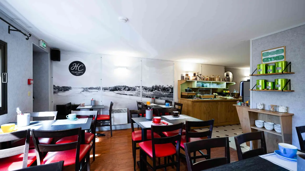 Salle petit-déjeuner buffet