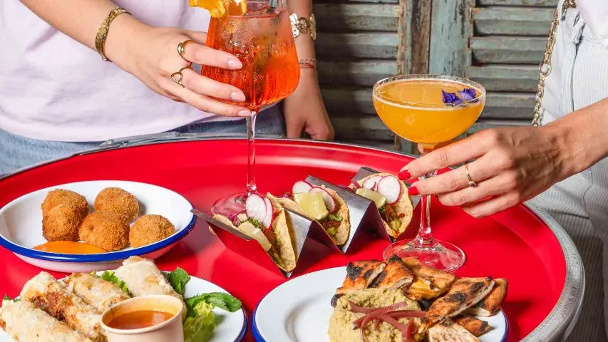 Tapas & Cocktails