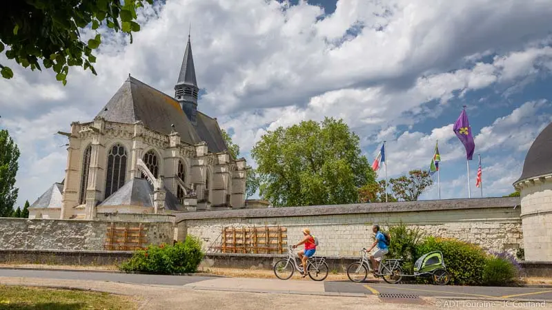 Champigny-sur-Veude : boucle vélo n°49 et voie verte Richelieu-Chinon.