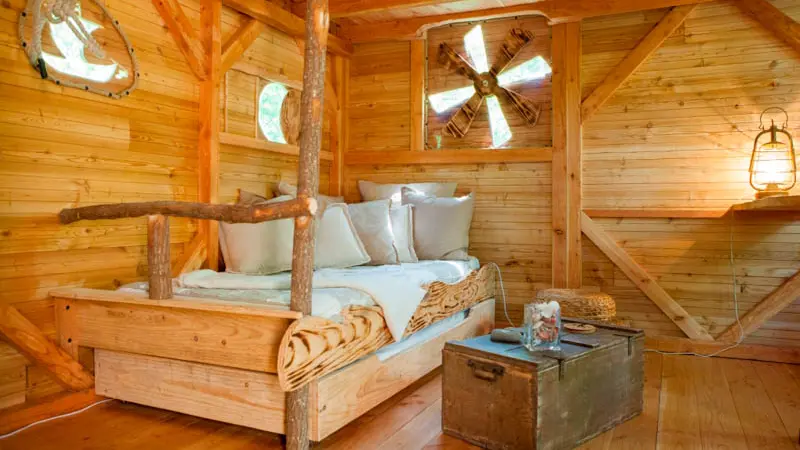 La cabane du pêcheur - La Chapelle-aux-Naux, France