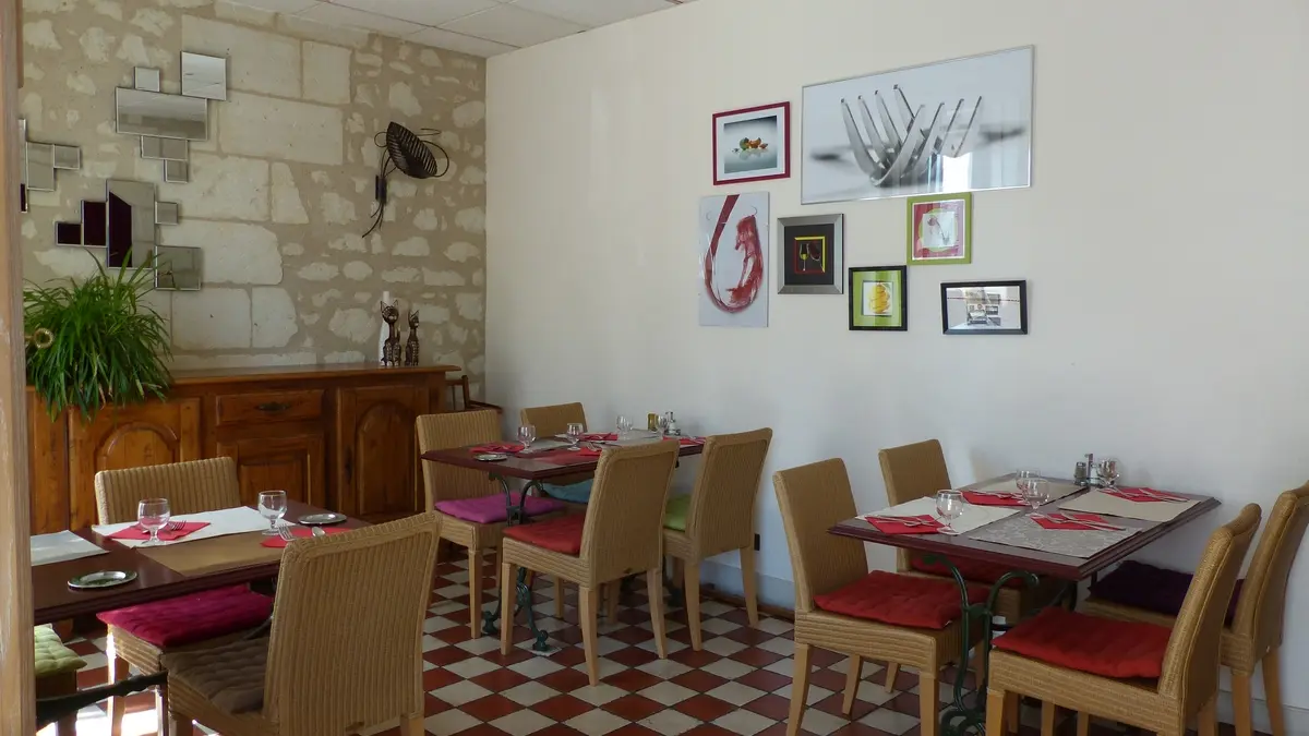 café de la gare Chinon-Salle de restaurant - ©Café de la Gare - 2032- 1200