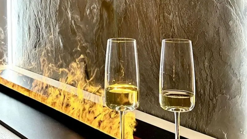 Eclats d'Amour suite Séléné-cheminee champagne