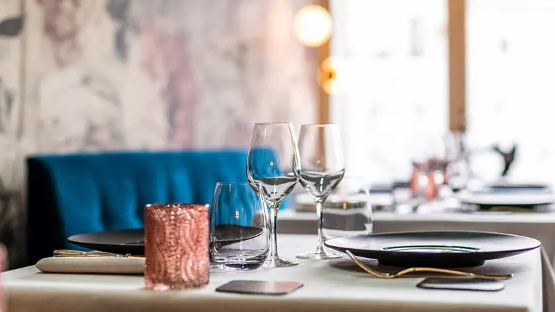 Le Cheval Blanc - Hôtel restaurant à Bléré