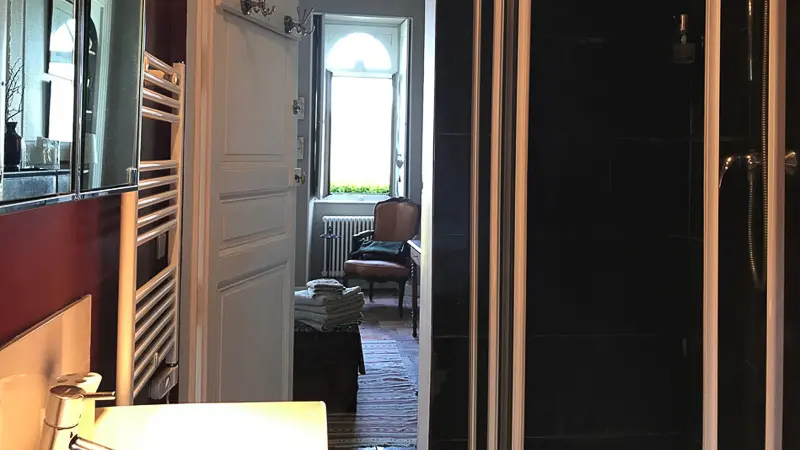 maison-grille-chateau-hodebert