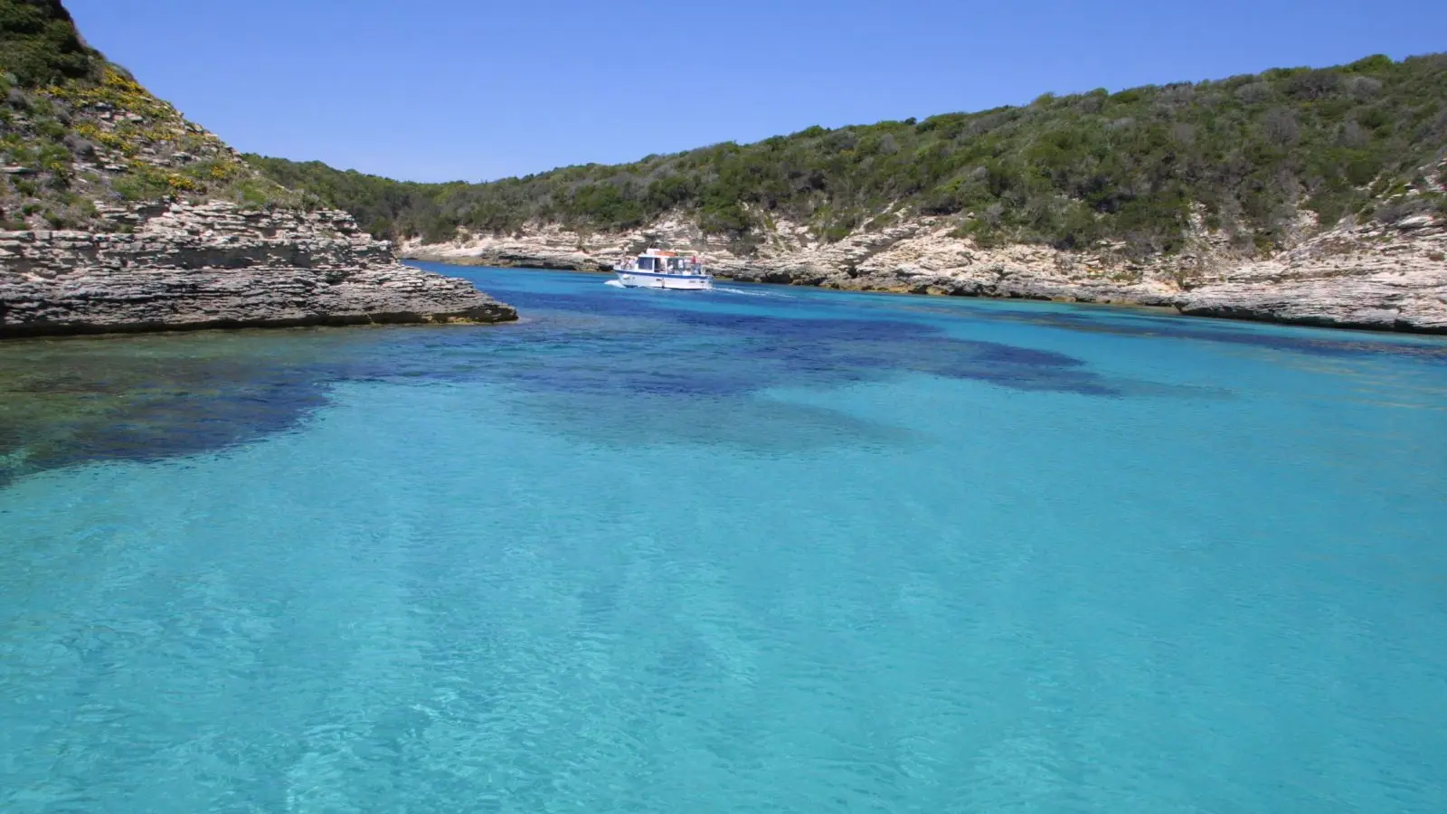 4-plage-de-fazzio-credit-photo-les-editions-corse-10