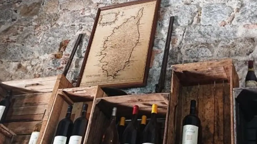 LA CAVE SARTENAISE