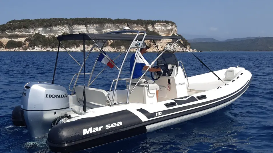 9 - location-bateau-bonifacio-marsea-cm110-115cv-poussvague