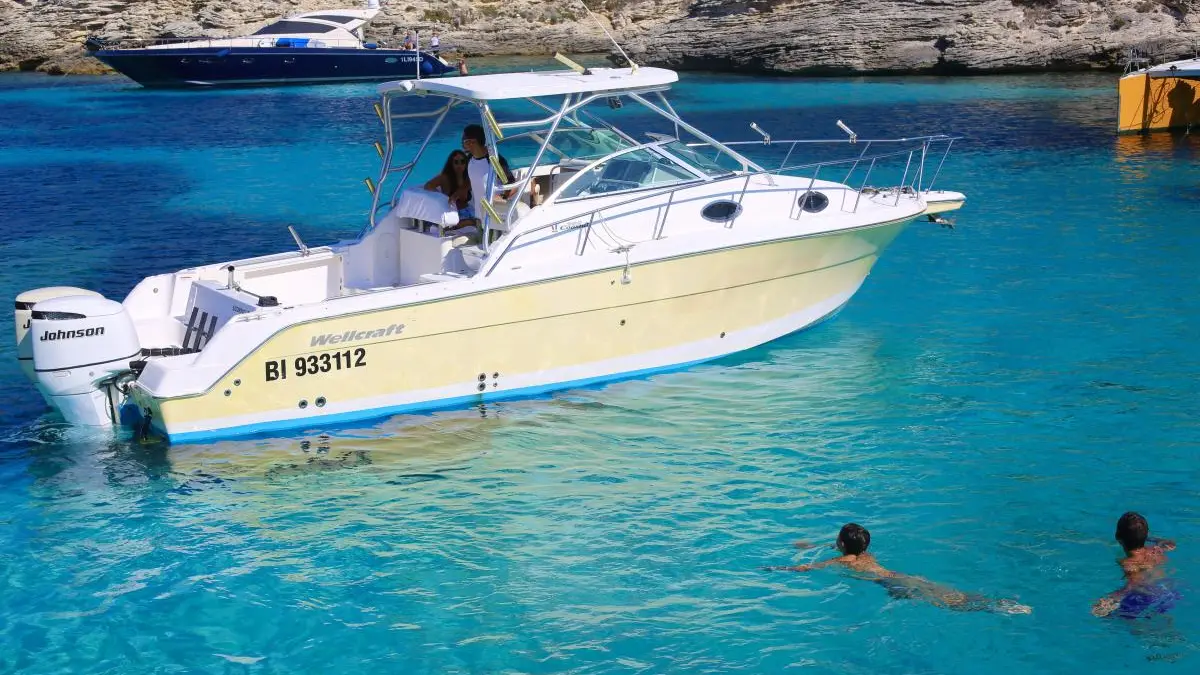 bonifacio_corse_nautic_escape_bateau