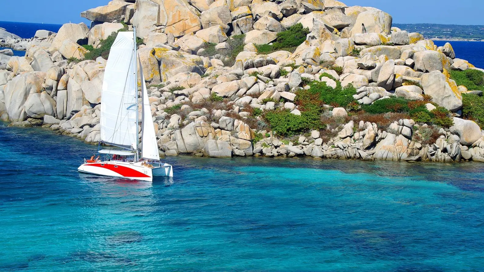 bonifacio_location_catamaran_croisiere_des_iles