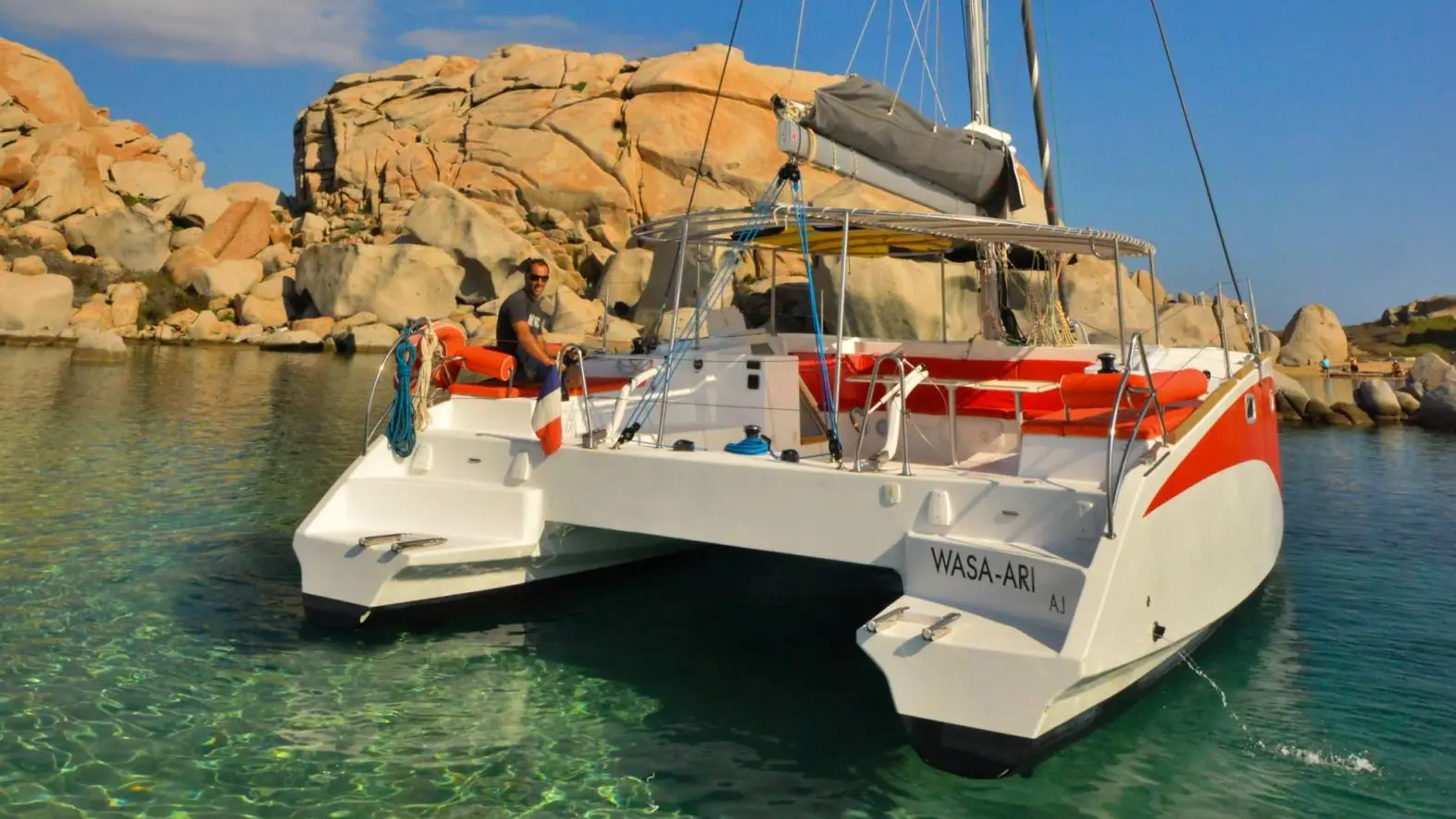 bonifacio_location_catamaran_croisiere_des_iles