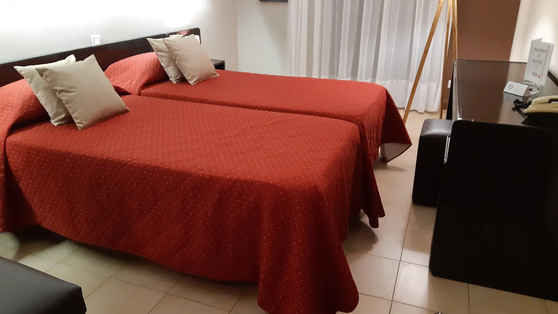 BEACH HOTEL