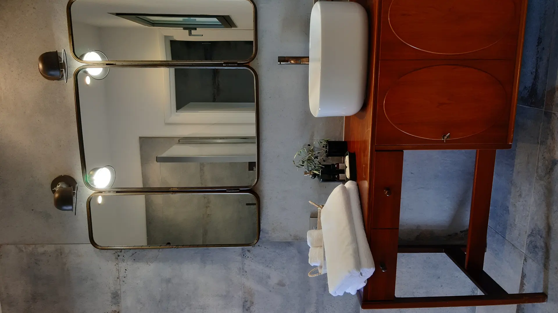 Salle d'eau Chambre Madeleine - A Casa di Famidda