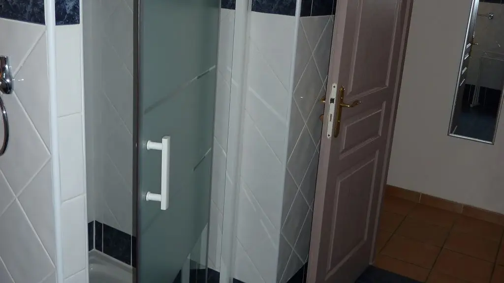 CASA REGINA salle de douche - T3 ETAGE