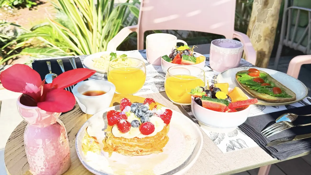 Chambre d'hotes -Maison Mahana-dejeuner