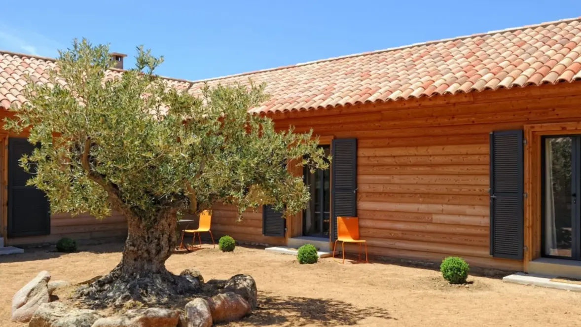 DOMAINE PERO LONGO
