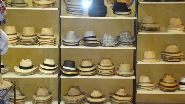 boutique_chapeaux_chapellerie_CHAPO'THE_bonifacio_citadelle