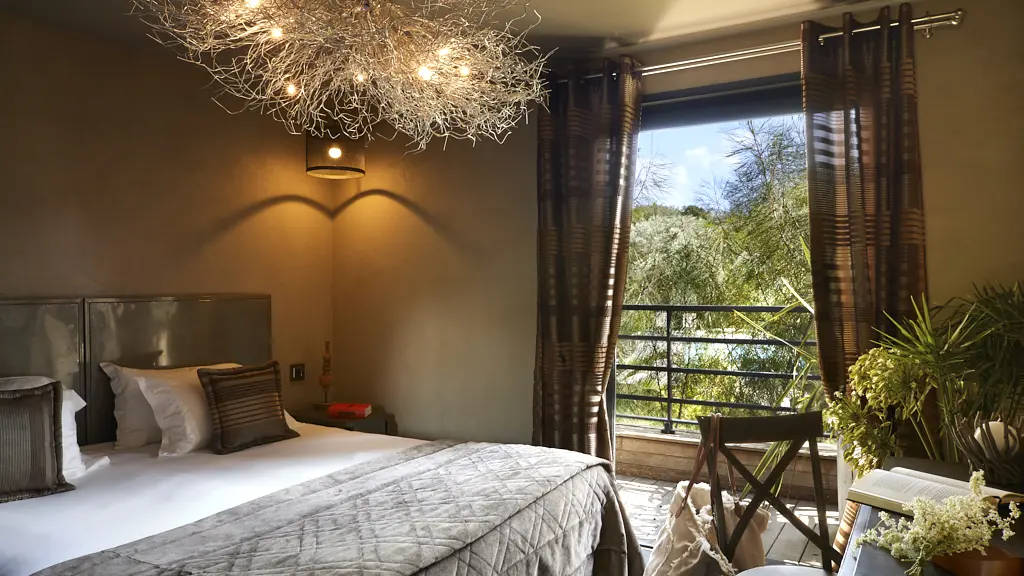 E-tre-stelle-hôtel-corsica-chambre-double.jpg