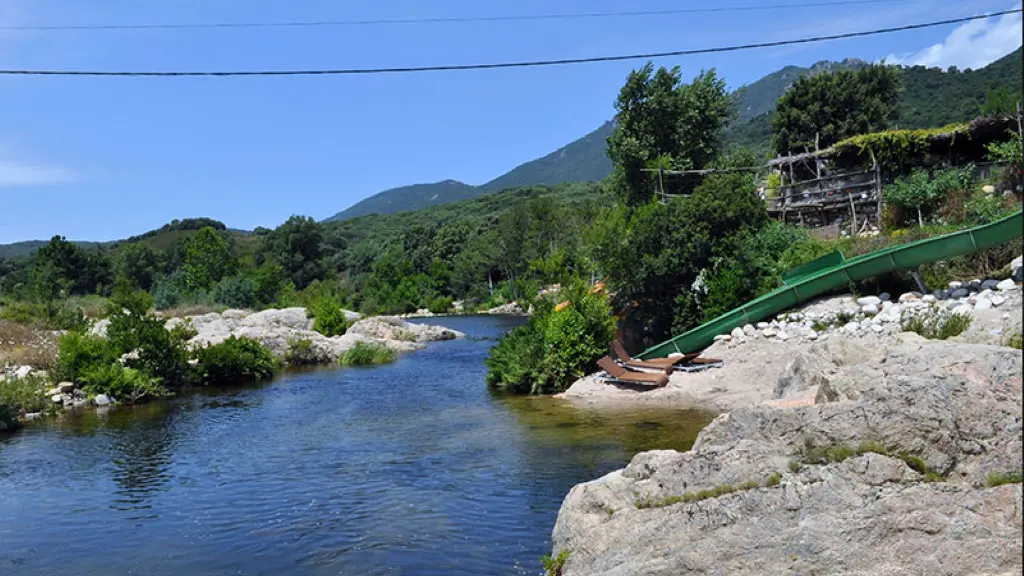 CAMPING LA RIVIERE