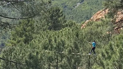 BARACCI NATURA CANYON PARC AVENTURE