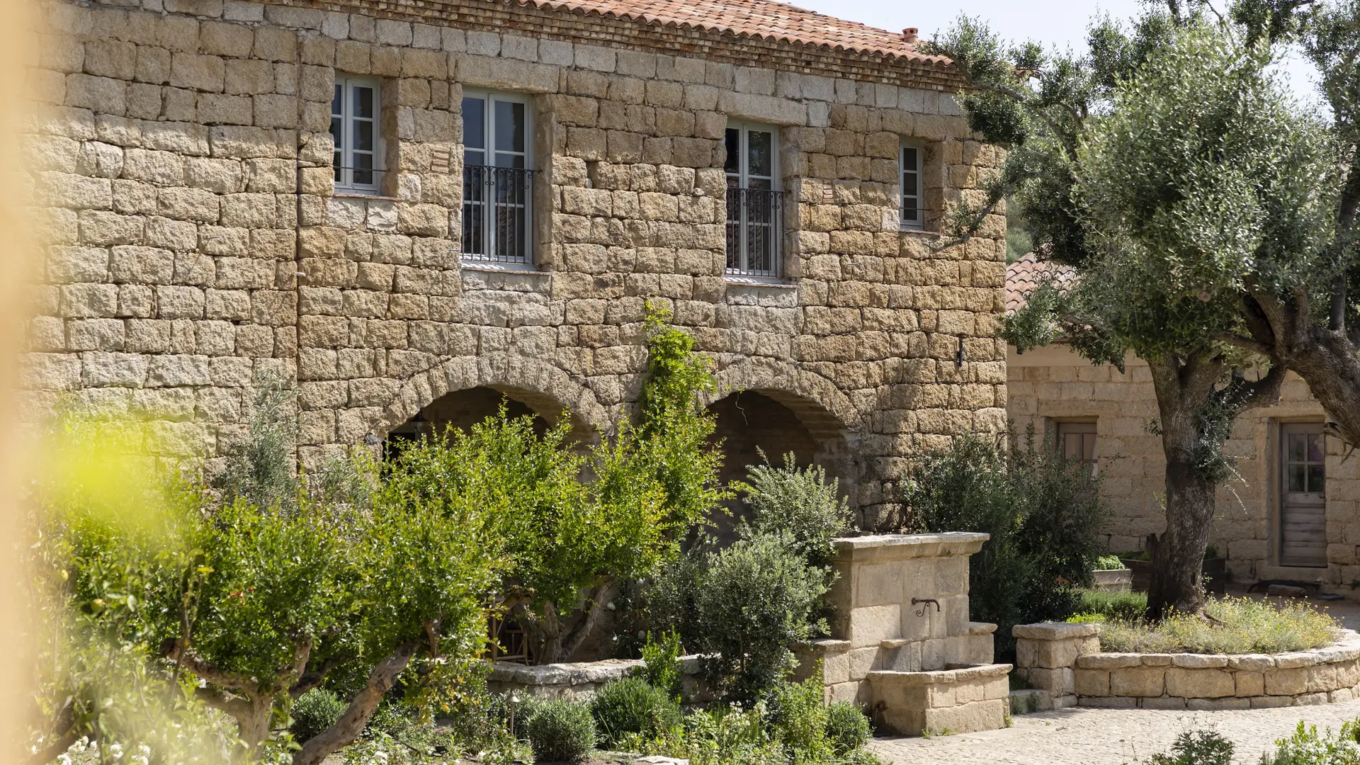 LE HAMEAU DE SAPARALE  MAY 25