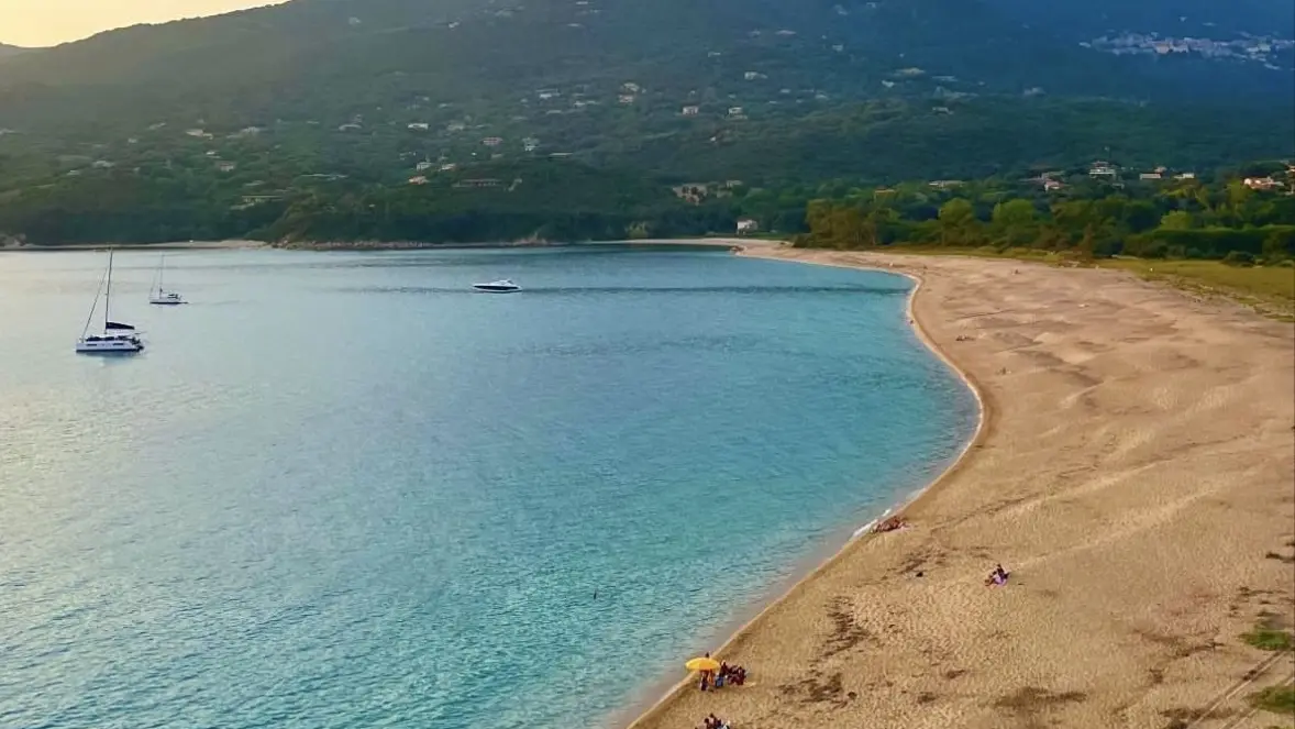 Plage baracci