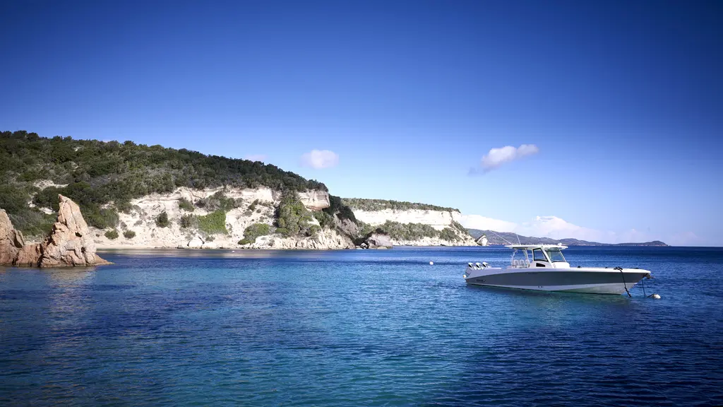 Hôtel-en-bord-de-mer-Bonifacio _u capu biancu_ponton privé