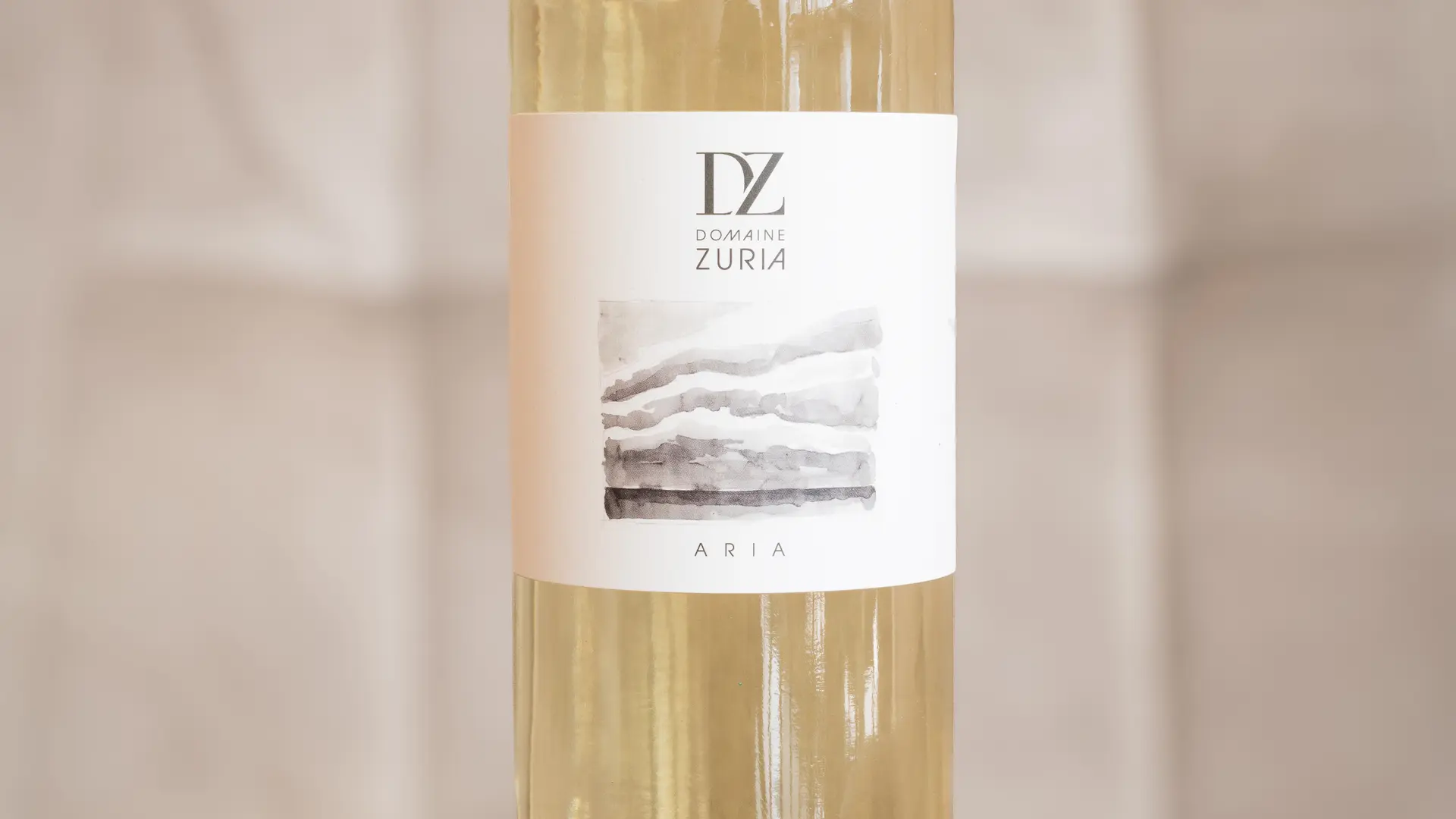 Zuria-Aria-blanc