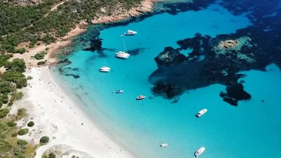 VOLER EN CORSE