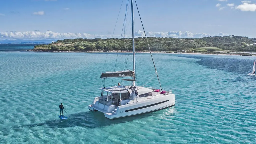 anyachting-catamaran-bali-4.1-3