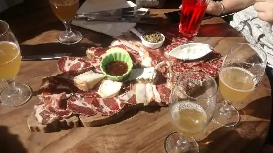 bonifacio_haute ville_restaurant_auberge corse_charcuterie