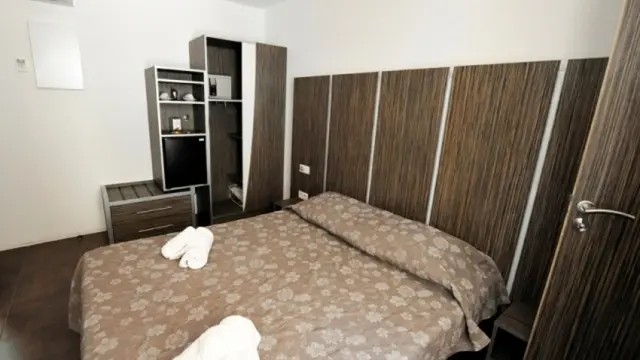 bonifacio_location_chambre_ l escale_port