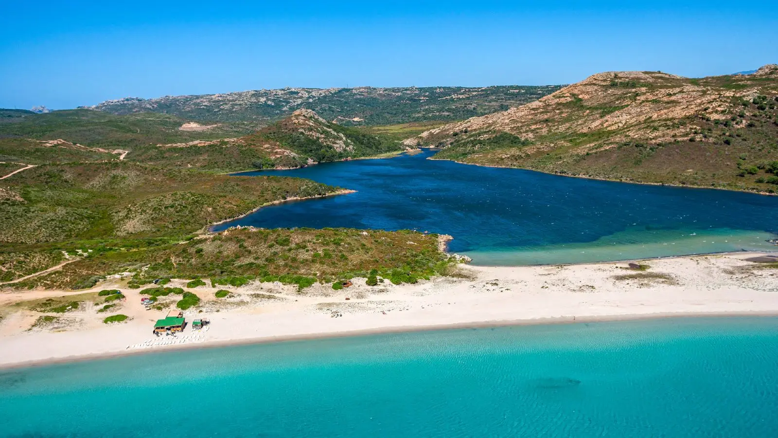 plage-balistra-familiale_vue aerienne_bonifacio