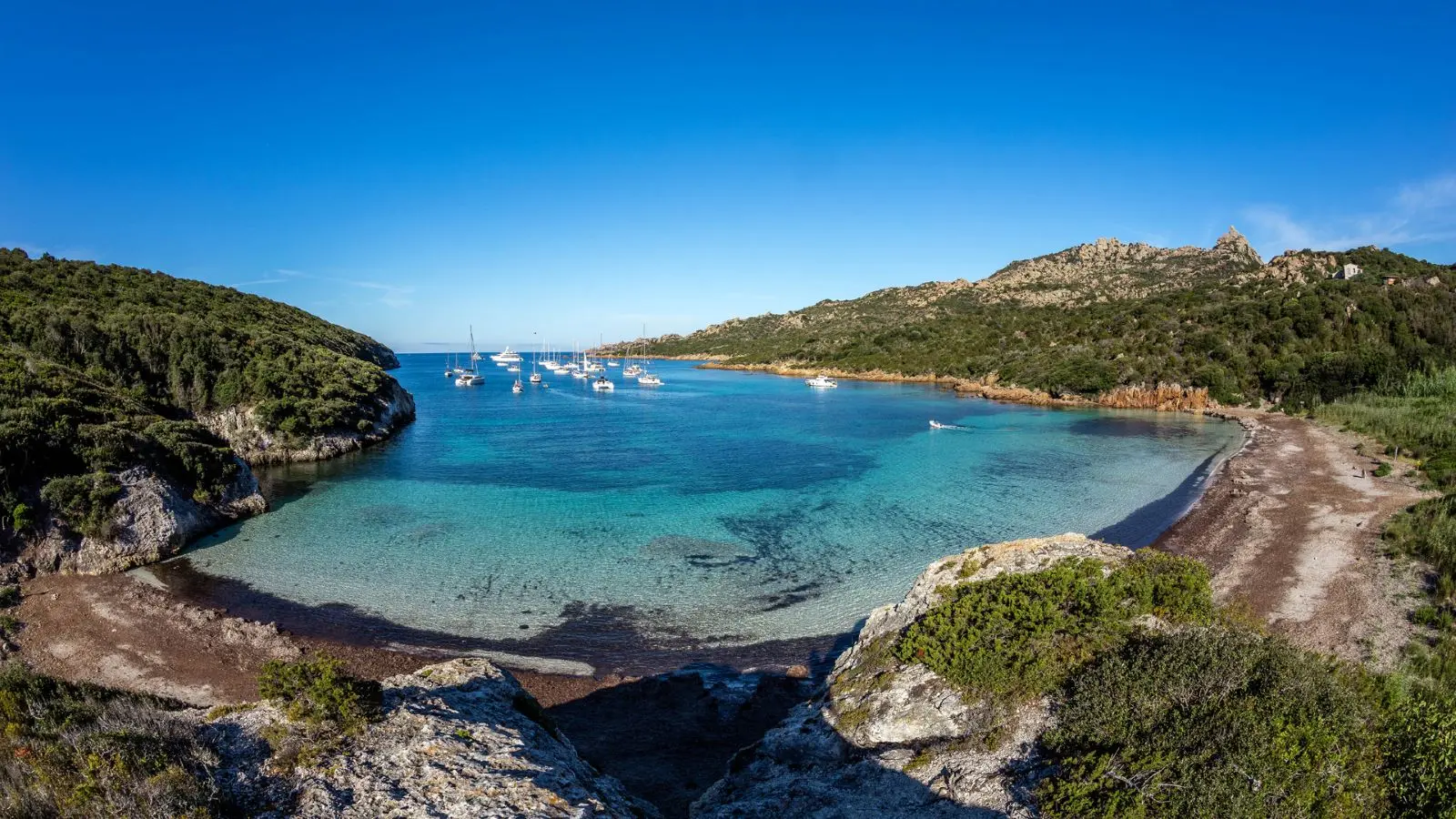 plage-paragan-sauvage_vue large