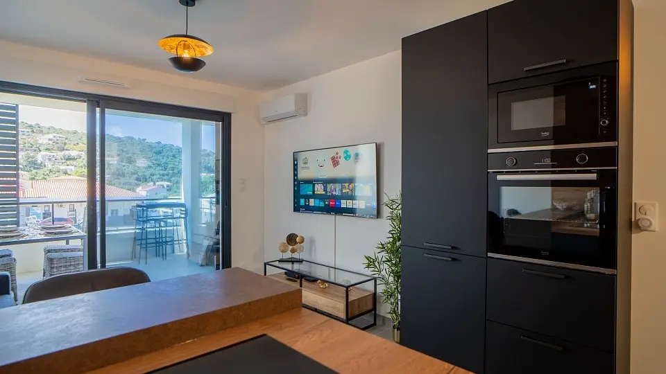 ENTRE TERRE ET MER PROPRIANO