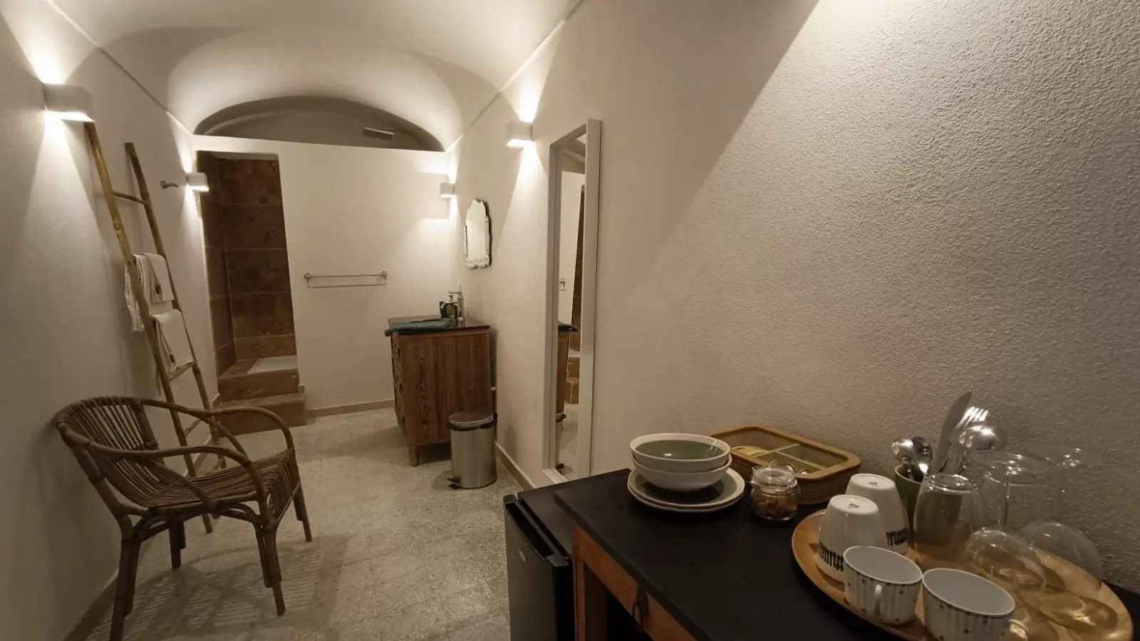 casa di gio_suite de mario_lavabo_petit_dejeuner__bonifacio