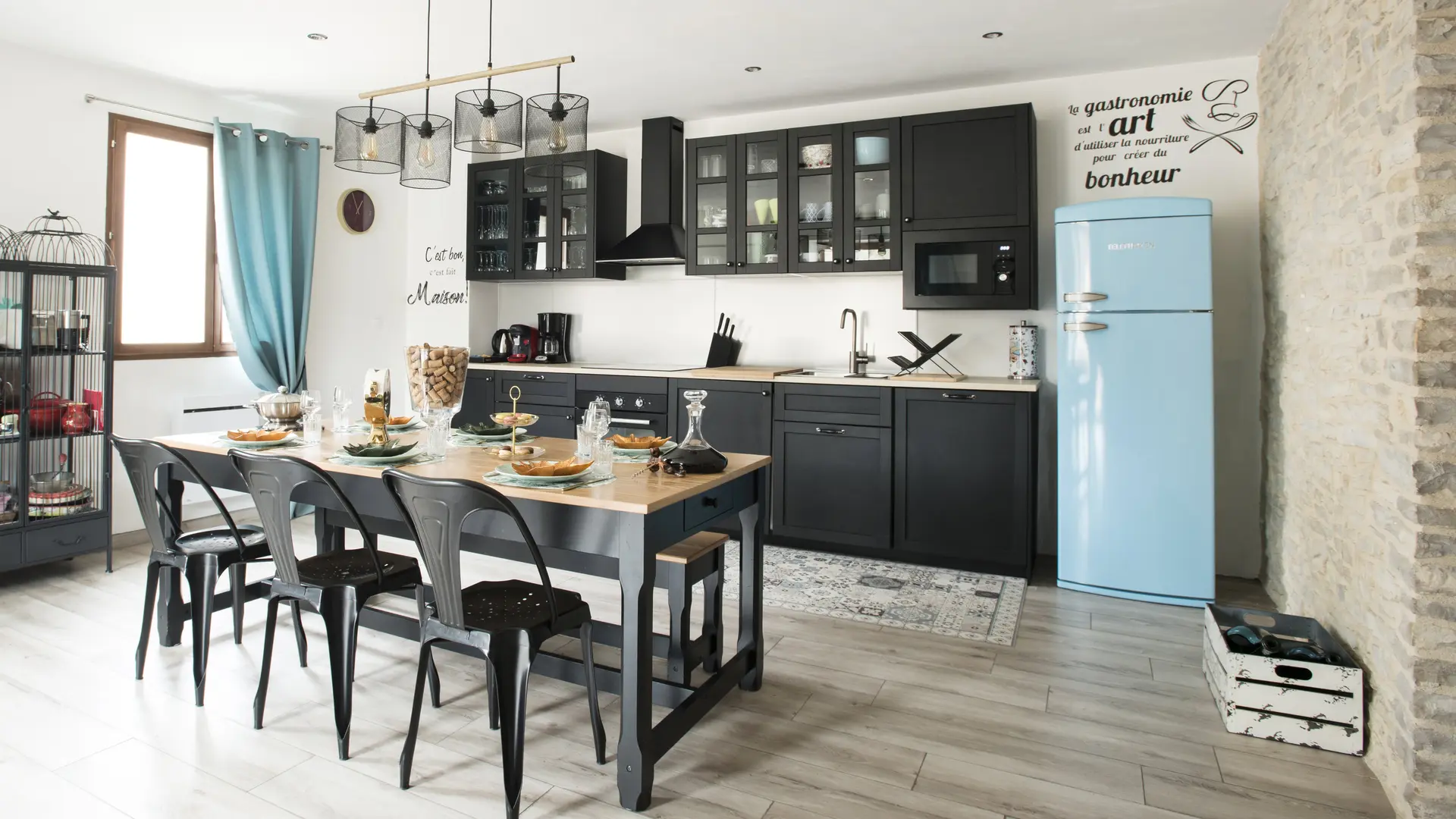 CUISINE TOUTE EQUIPEE