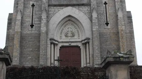 Eglise Saint-Pierre et Saint-Paul de Cheilly-lès-Maranges
