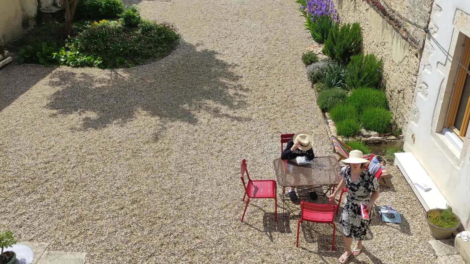 La cour du 14 Faubourg