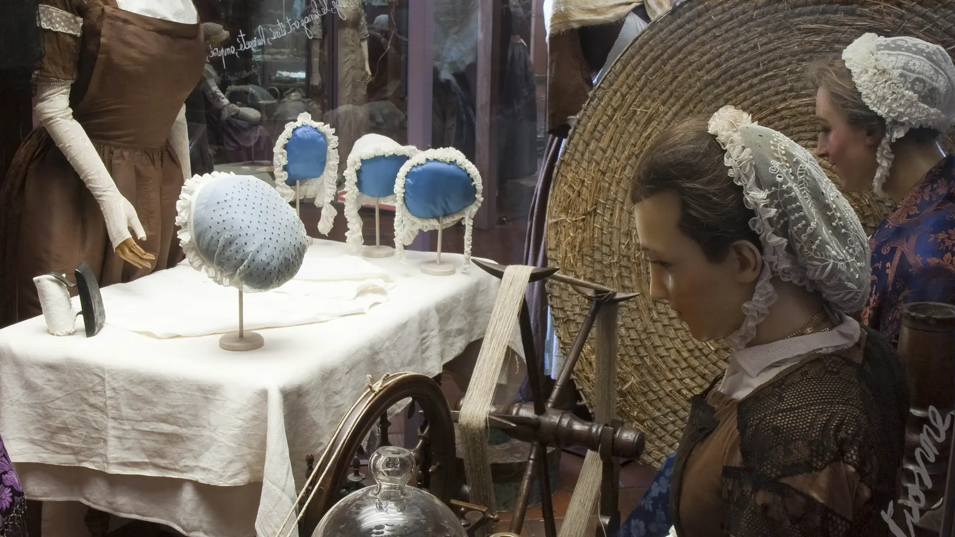 Galerie Perrin de Puycousin