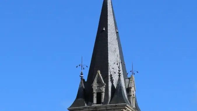Clocher Dracy-le-Fort