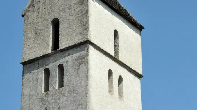 Clocher de l'église de Chassey-le-Camp