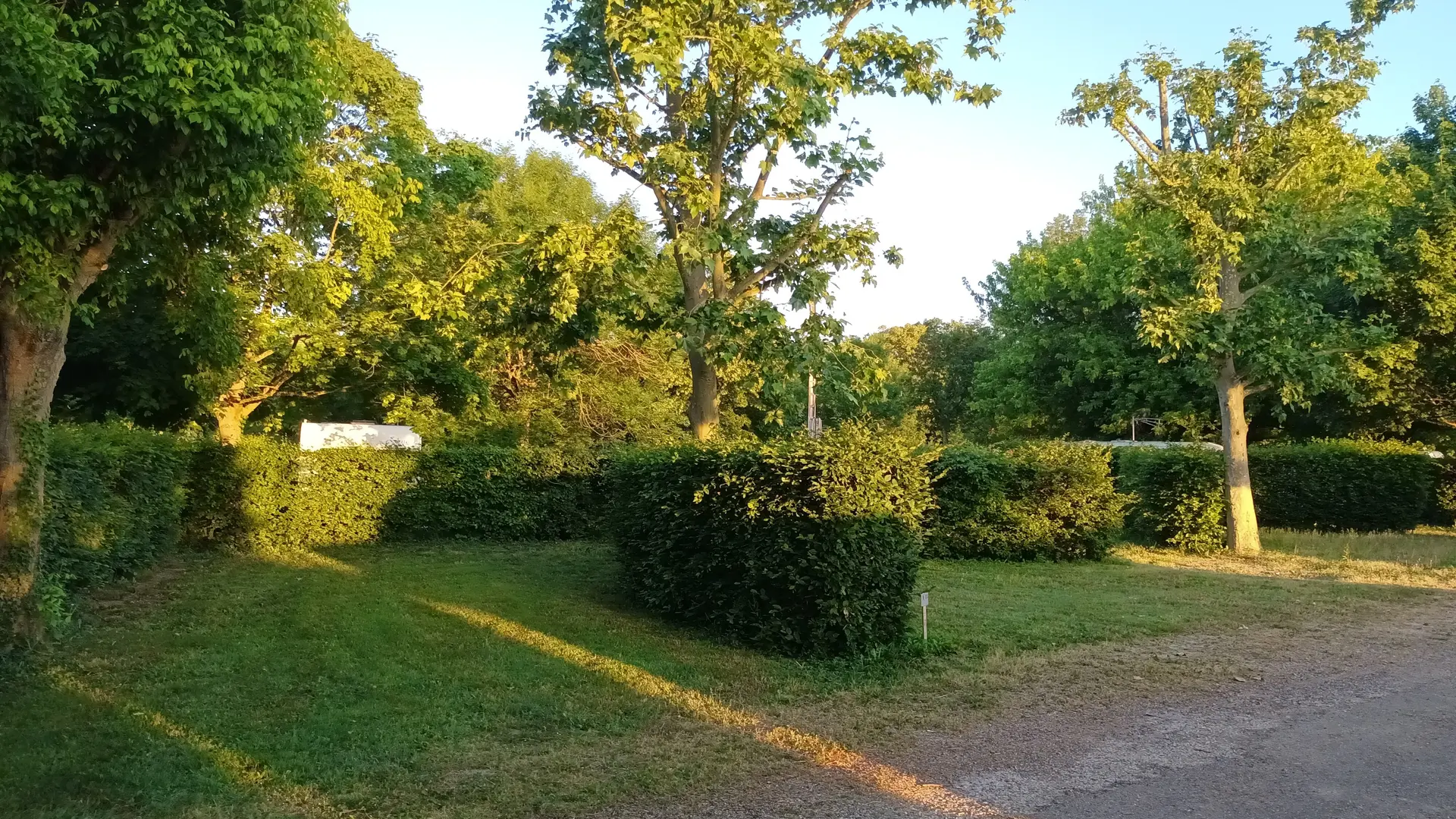 emplacement nature ombragé